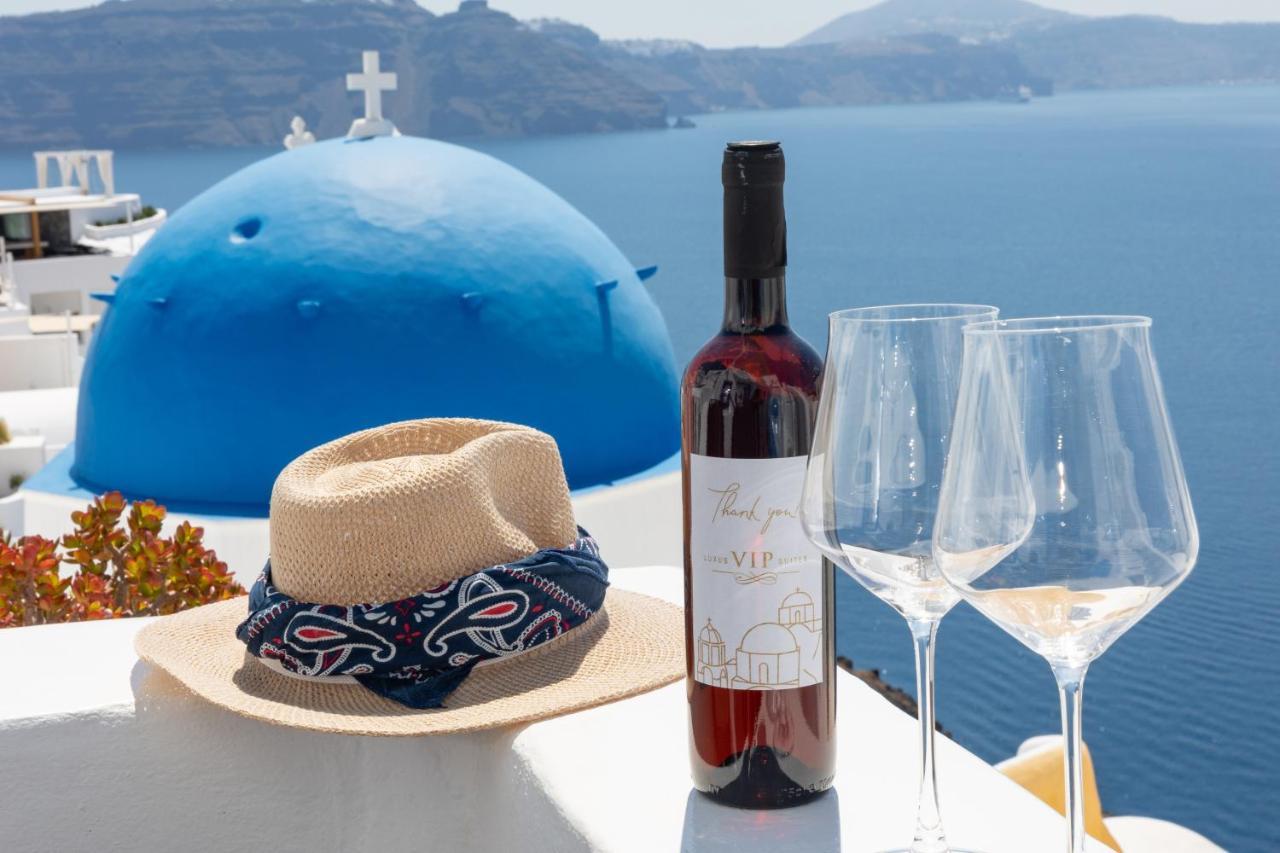 Luxus Vip Suites Oia  Exterior photo