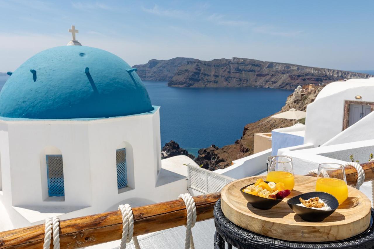 Luxus Vip Suites Oia  Exterior photo