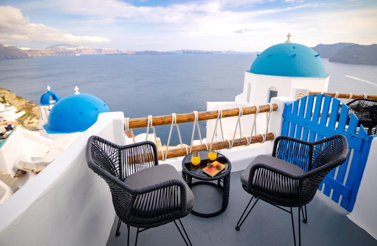 Luxus Vip Suites Oia  Exterior photo