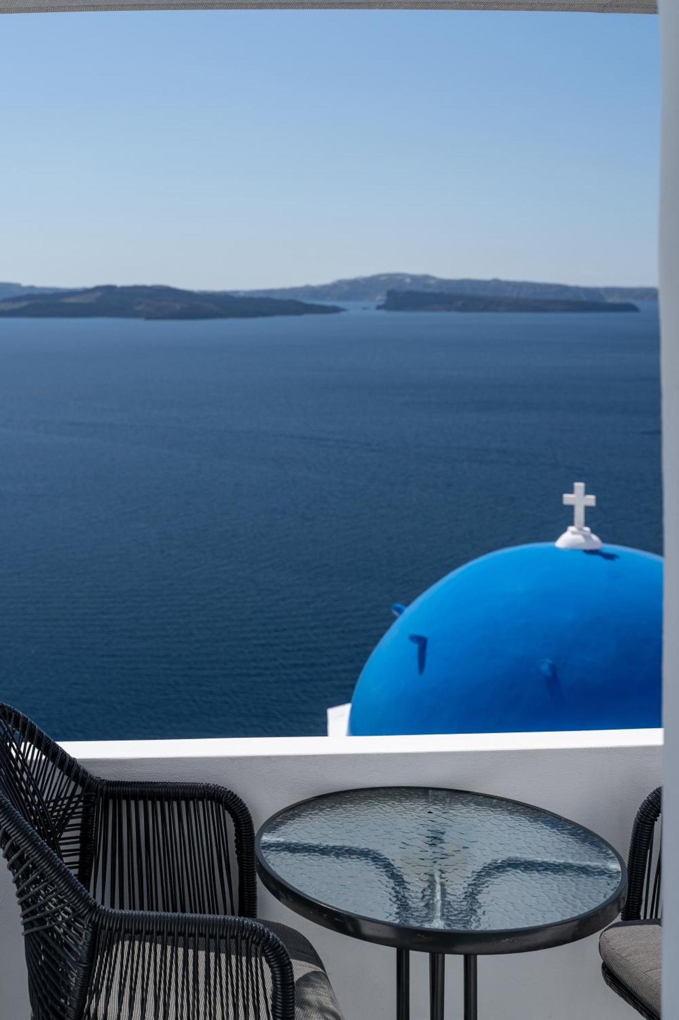Luxus Vip Suites Oia  Exterior photo