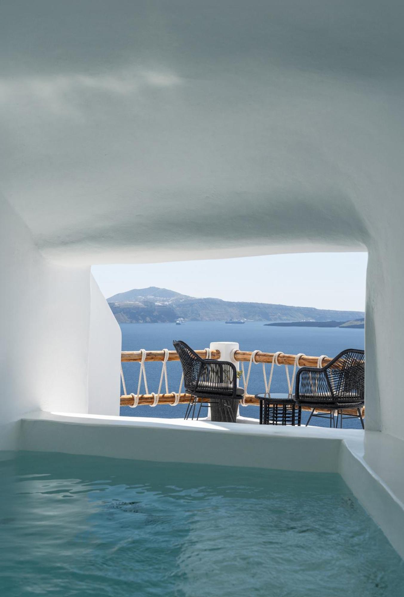 Luxus Vip Suites Oia  Exterior photo