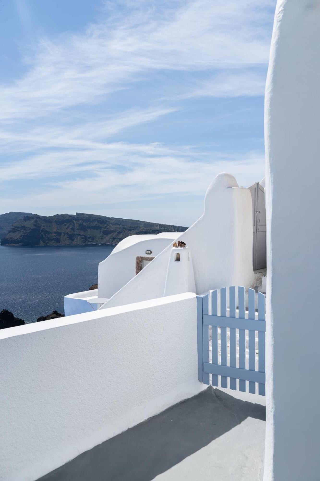 Luxus Vip Suites Oia  Exterior photo