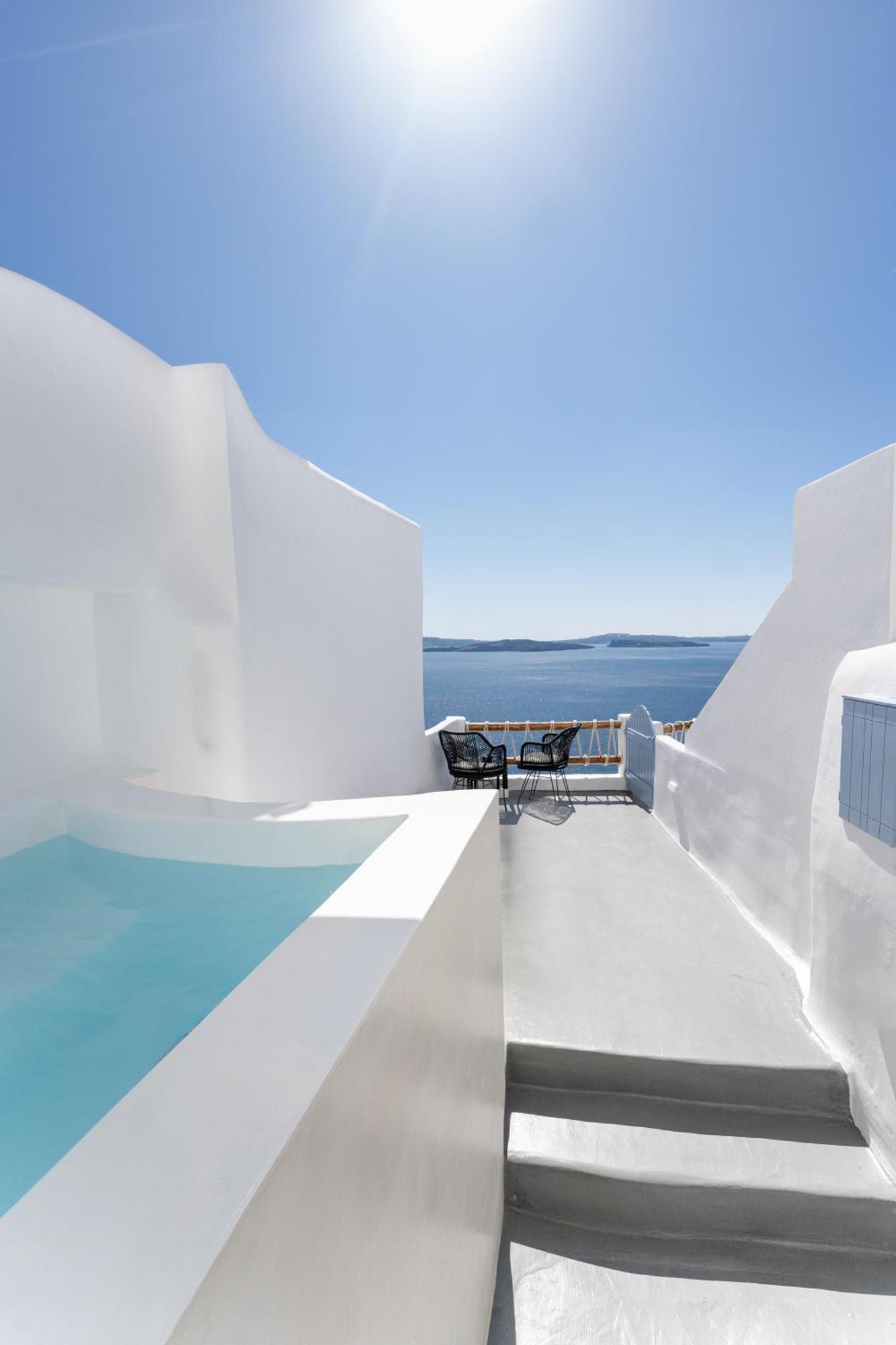Luxus Vip Suites Oia  Exterior photo